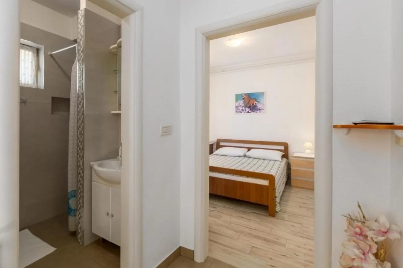 Apartments With A Parking Space Novigrad - 7135 Novigrad Istria